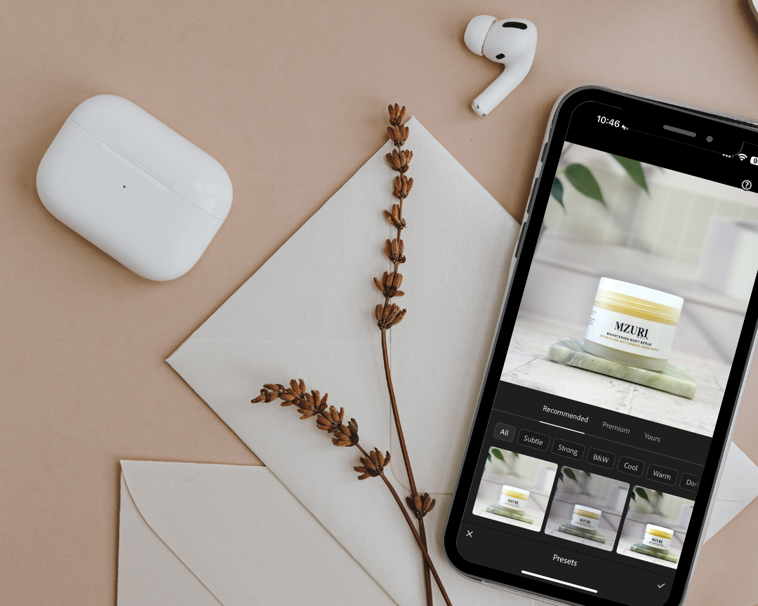 How Flatlay photography Can Build a Visual Brand for Female Founders