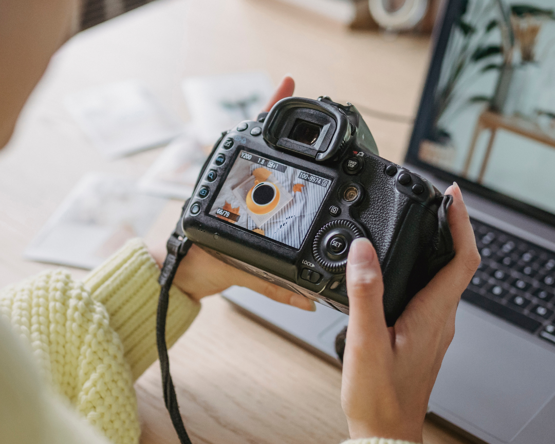 7 Flatlay Styling Tips for Product Photography at Home