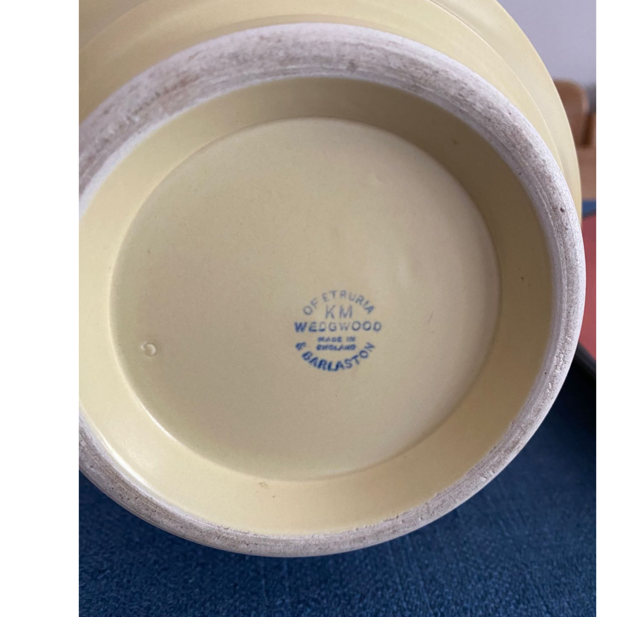 Original Wedgwood Keith Murray Art Deco vase - circa 1930