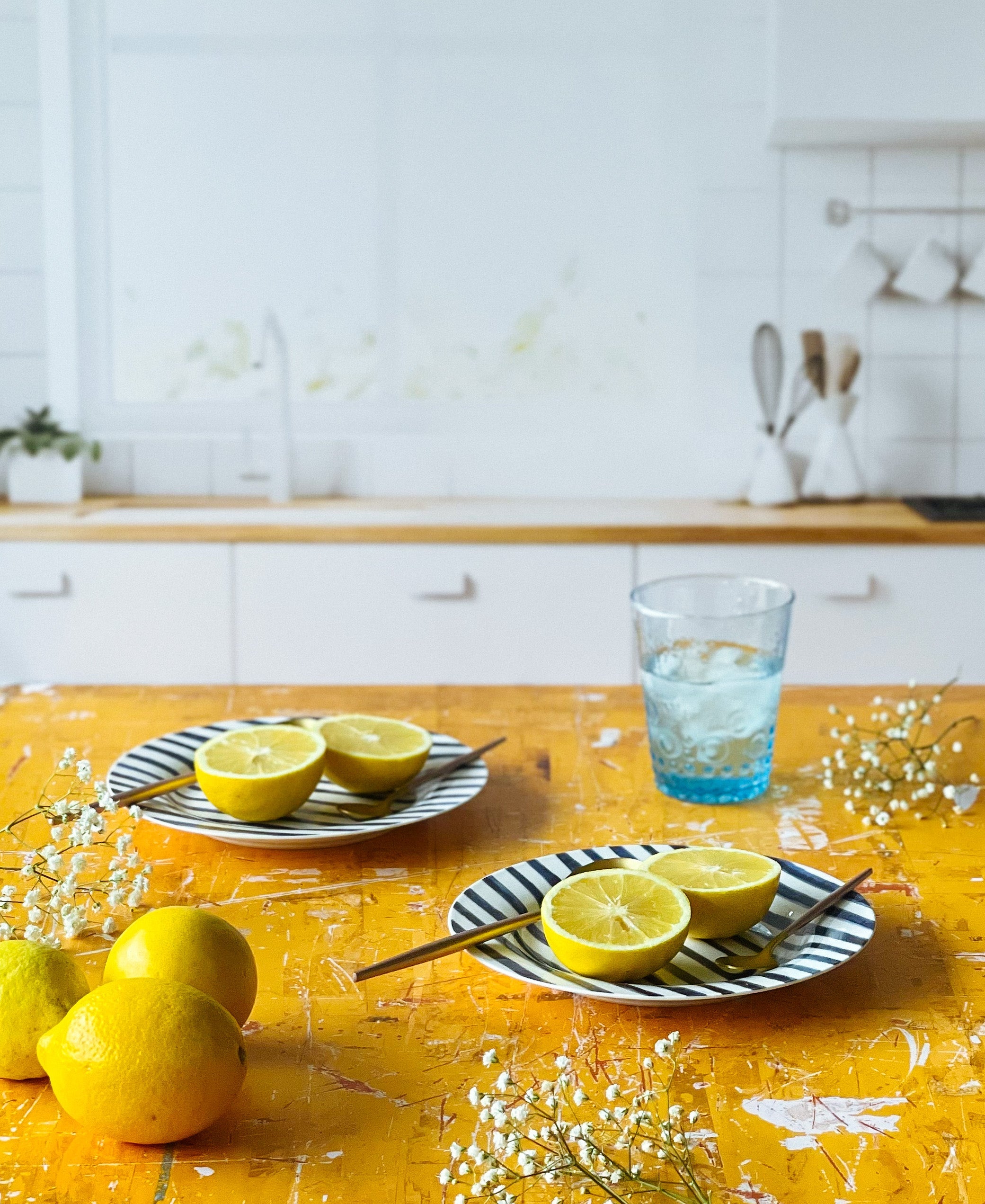 ARIKHA、Kichen-boardEggplant and Lemon Lemon Herb-Crusted Eggplant - YouTube